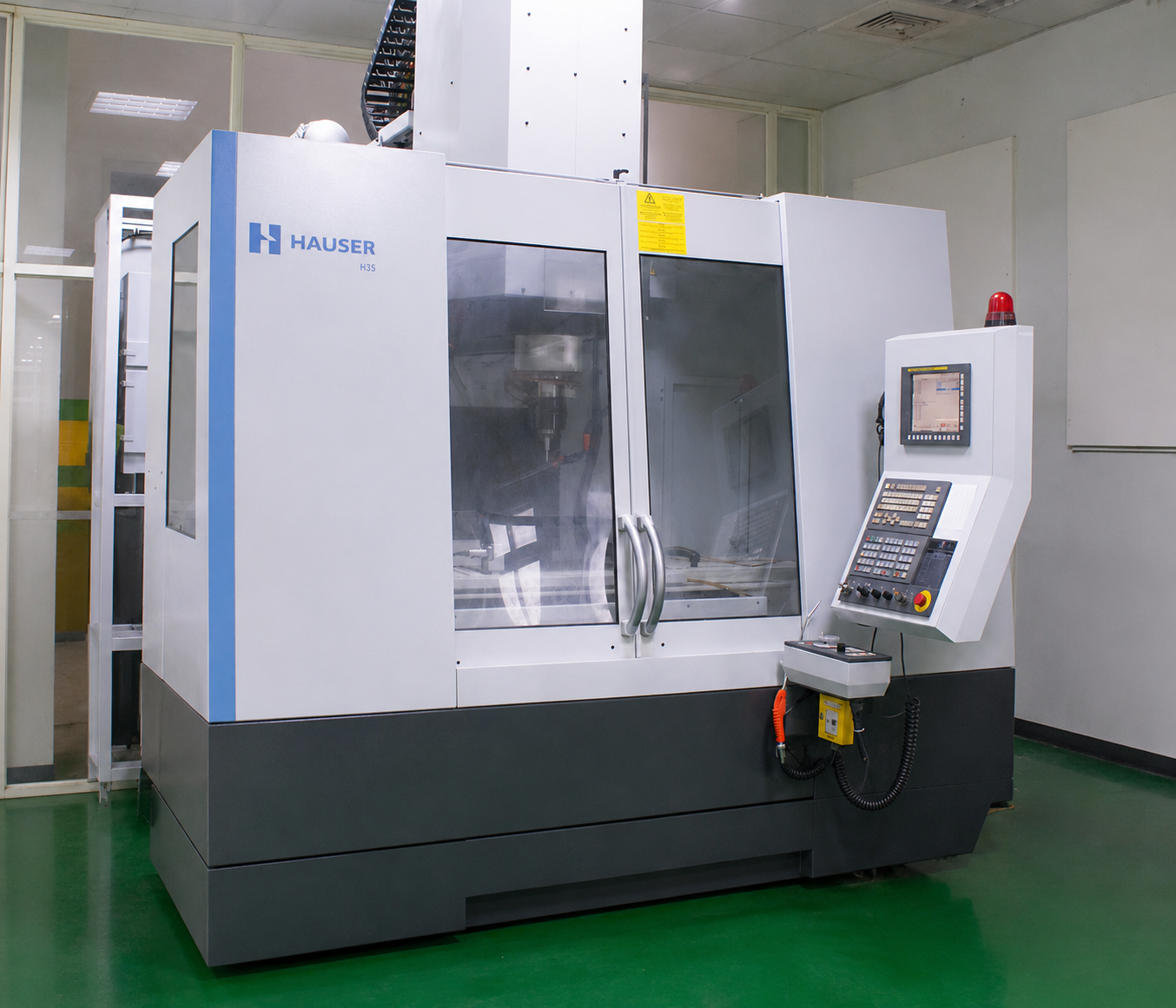 宏洋精密專注於精密部品加工與精密 CNC 部品零件加工服務,擁有先進的 CNC 銑床、數控銑床、CNC 四軸零件精密加工及 CNC 銑床五軸精密加工設備,結合 CAD/CAM 電腦輔助設計與製造技術,提供高品質、高精度的 CNC 加工解決方案。
憑藉豐富的加工經驗與完善設備,宏洋精密可執行各類精密 CNC 零件加工、五軸 CNC 零件加工、精密電極加工、高精度電極加工、放電加工、鏡面放電、CNC 線切割、CNC 模具雕刻、超精密平面研削盤加工、治具磨床及夾具研磨等專業製程,滿足各類精密模具與零組件的製造需求。
服務領域涵蓋醫療器材模具、植入性醫療產品、醫療鈦金屬產品、醫療鈦零件、牙齒模、光學模具、高精度曲面模仁、電子模具、電子配件、座標治具及各式精密治具製作。我們亦具備超精密非球面加工機設備,可針對高精度曲面、微細結構及特殊精密零件進行加工開發。
宏洋精密可加工尺寸約 5 mm 至 150 mm 的金屬零件,專精於精密牙軸製作、微精密零件開發、精密微小部品開發及客製化產品開發服務,協助客戶從產品概念設計、代客產品外觀設計、試作驗證到量產製造,提供一站式精密加工解決方案。
憑藉精密沖床、精密銑床、精密洗床及多元加工設備整合能力,宏洋精密持續為醫療器材、光學、電子、半導體、航太及高科技產業提供穩定且高精度的精密部品加工服務,成為客戶值得信賴的長期合作夥伴。